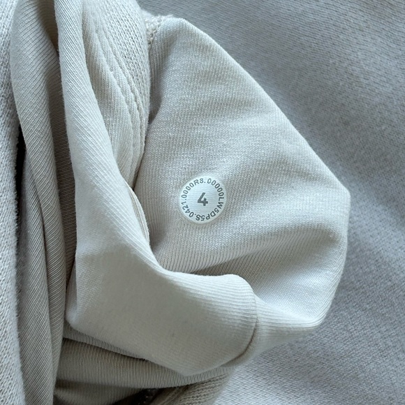 Lululemon Braided Detail High-Rise Jogger
White Opal - Picture 9 of 9